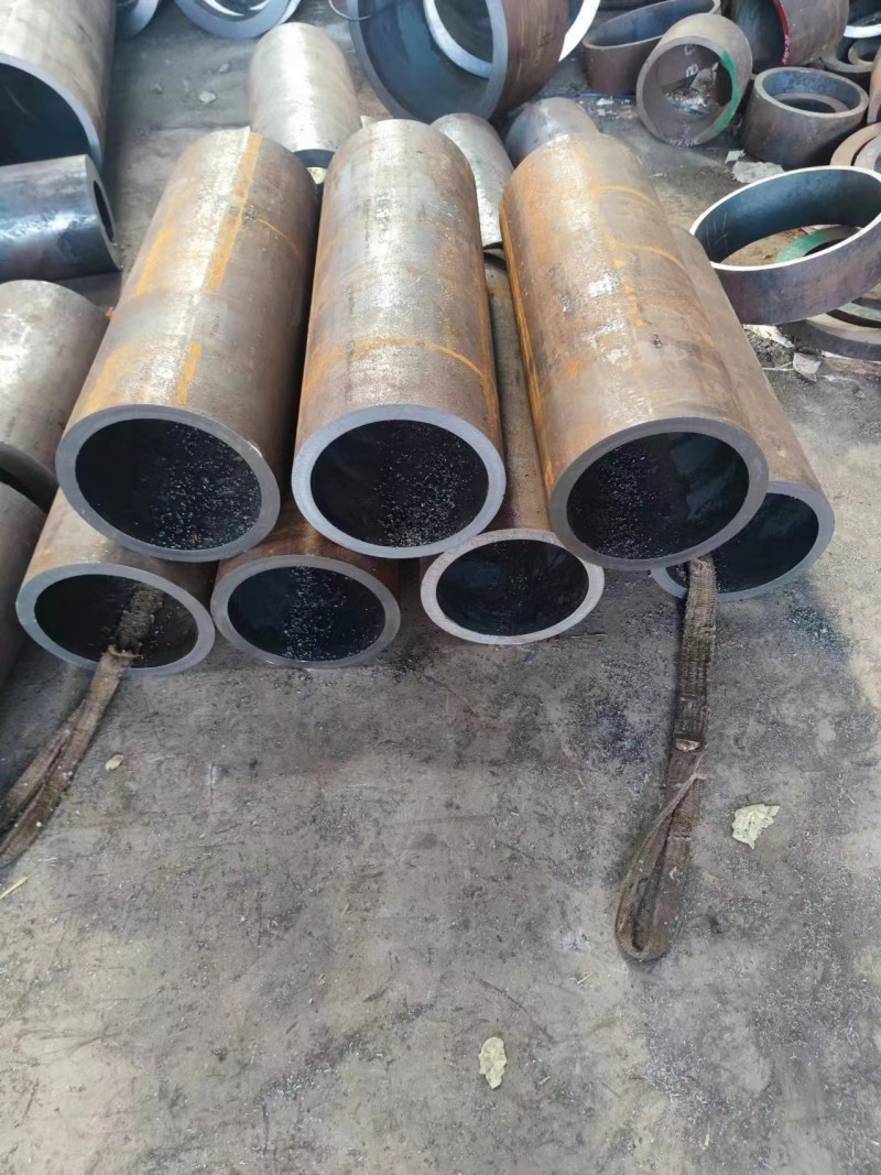 西湖西湖西湖12Cr1MovG无缝钢管切割